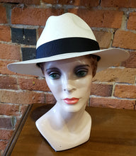 Load image into Gallery viewer, GENUINE PANAMA HATS!

