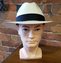 Load image into Gallery viewer, GENUINE PANAMA HATS!
